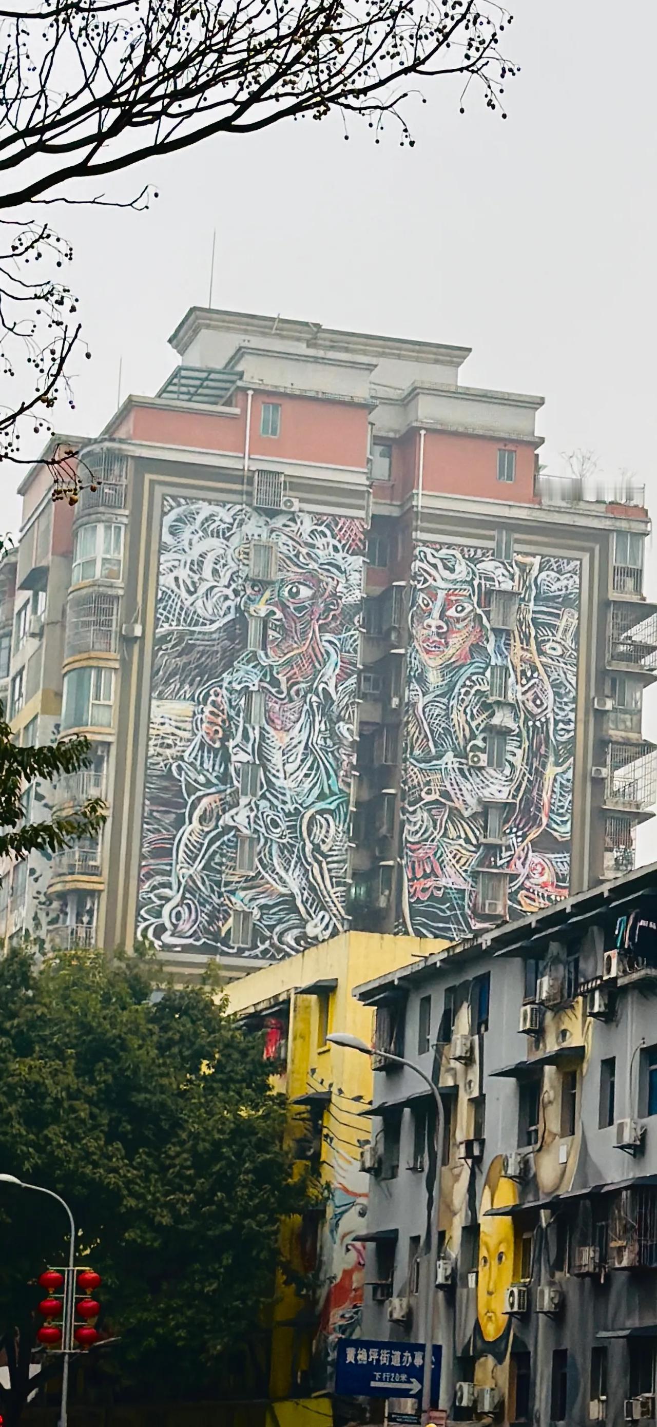 意识.梦境
文/图  青寒

太阳升起的一刻
我站在北回归线上
接受一场浪漫，以