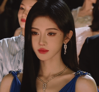 鞠婧祎 蓝色妖姬鞠婧祎鞠婧祎 蓝色妖姬！一沫真挚的情话