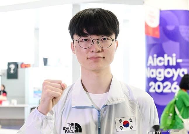 插眼 2026年faker S赛T1夺冠🏆了韩国电竞代表团抵达名古屋2026亚