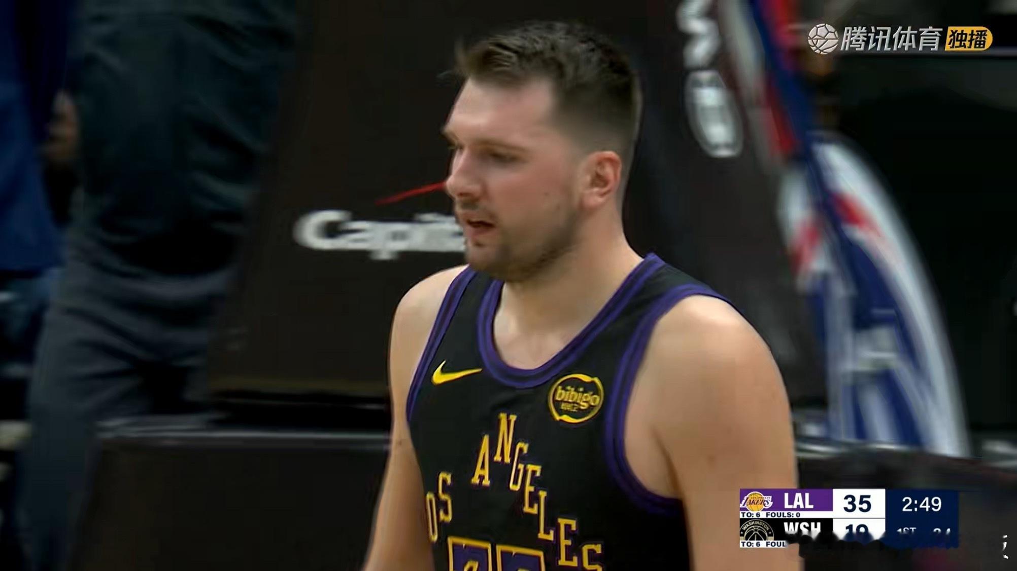 奇才对东契奇+海斯毫无办法湖人vs奇才