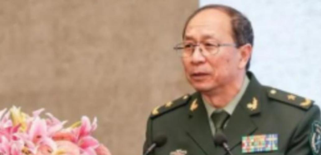 美国记者问金一南：“如果把中国2000亿的三峡大坝炸了，中国会怎么办？”金一南听