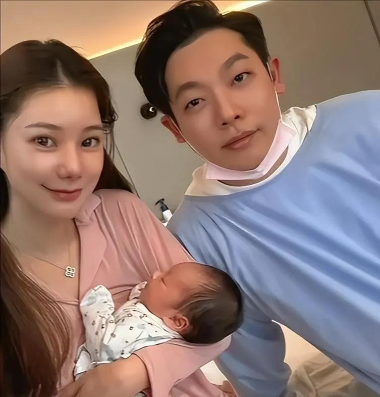 马筱梅生下儿子后，在姓氏问题上掀起波澜。她作为独生女，希望孩子随母姓“马”，还称