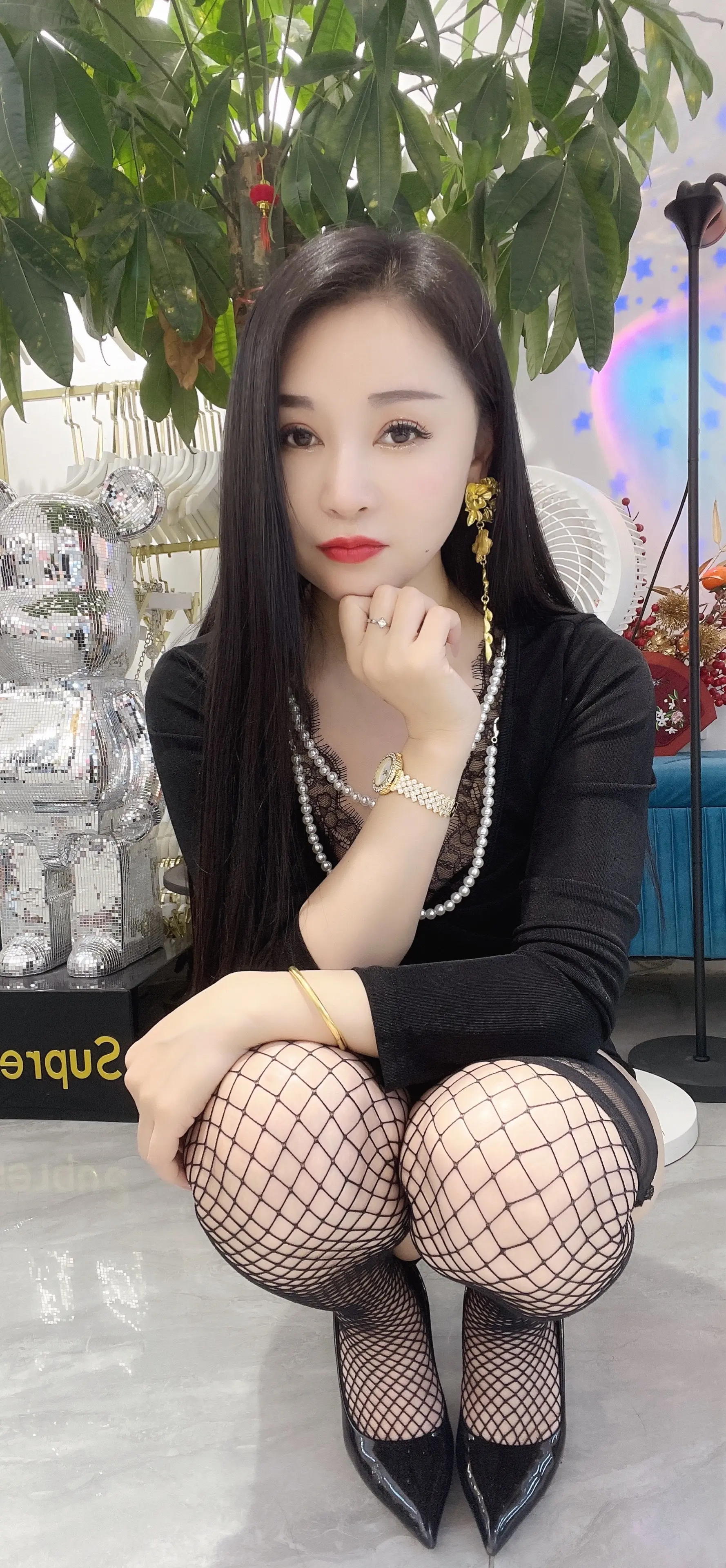 原来两个人最体面的告别方式；不是纠缠，也不是拉黑和删除，是不再回复，后...