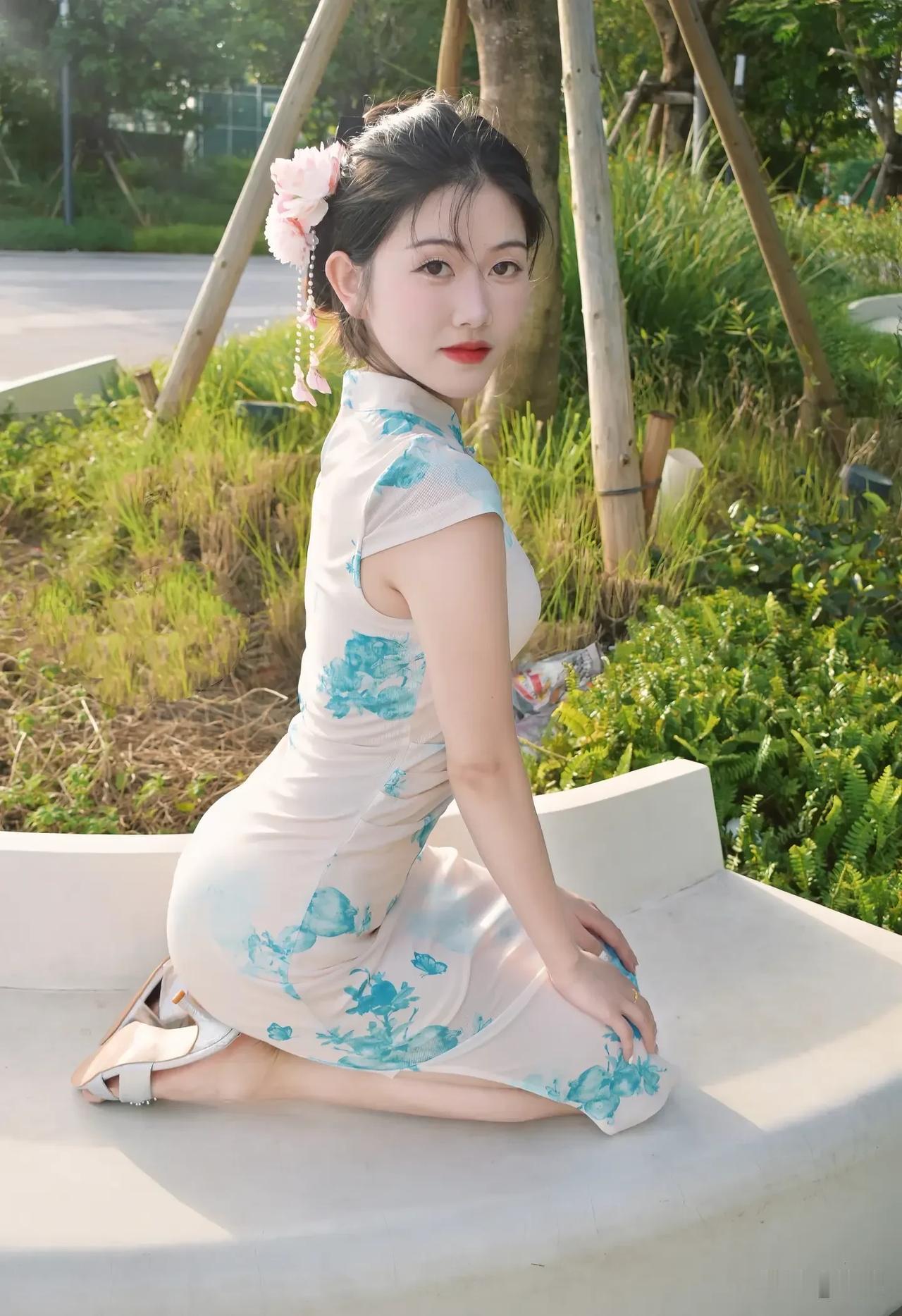 我这颜值放在民国，
你愿意娶我当几姨太？