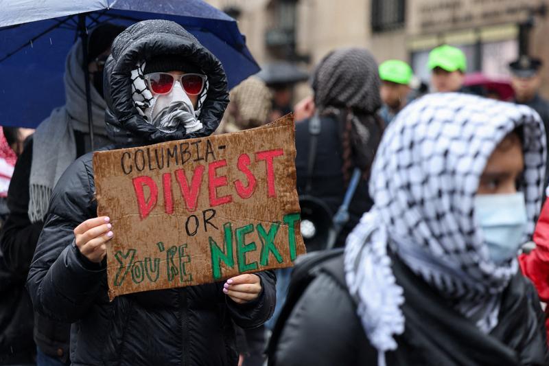 美政府又搞出大动作，当地时间22日消息，美政府召回近30名驻外大使和高级外交官，