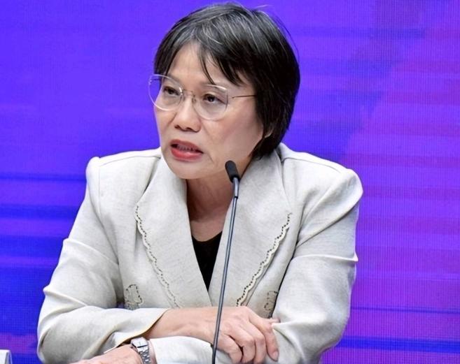 装不下去了！被大陆点名制裁的“台独”顽固分子刘世芳，终于绷不住跳出来回应了！
