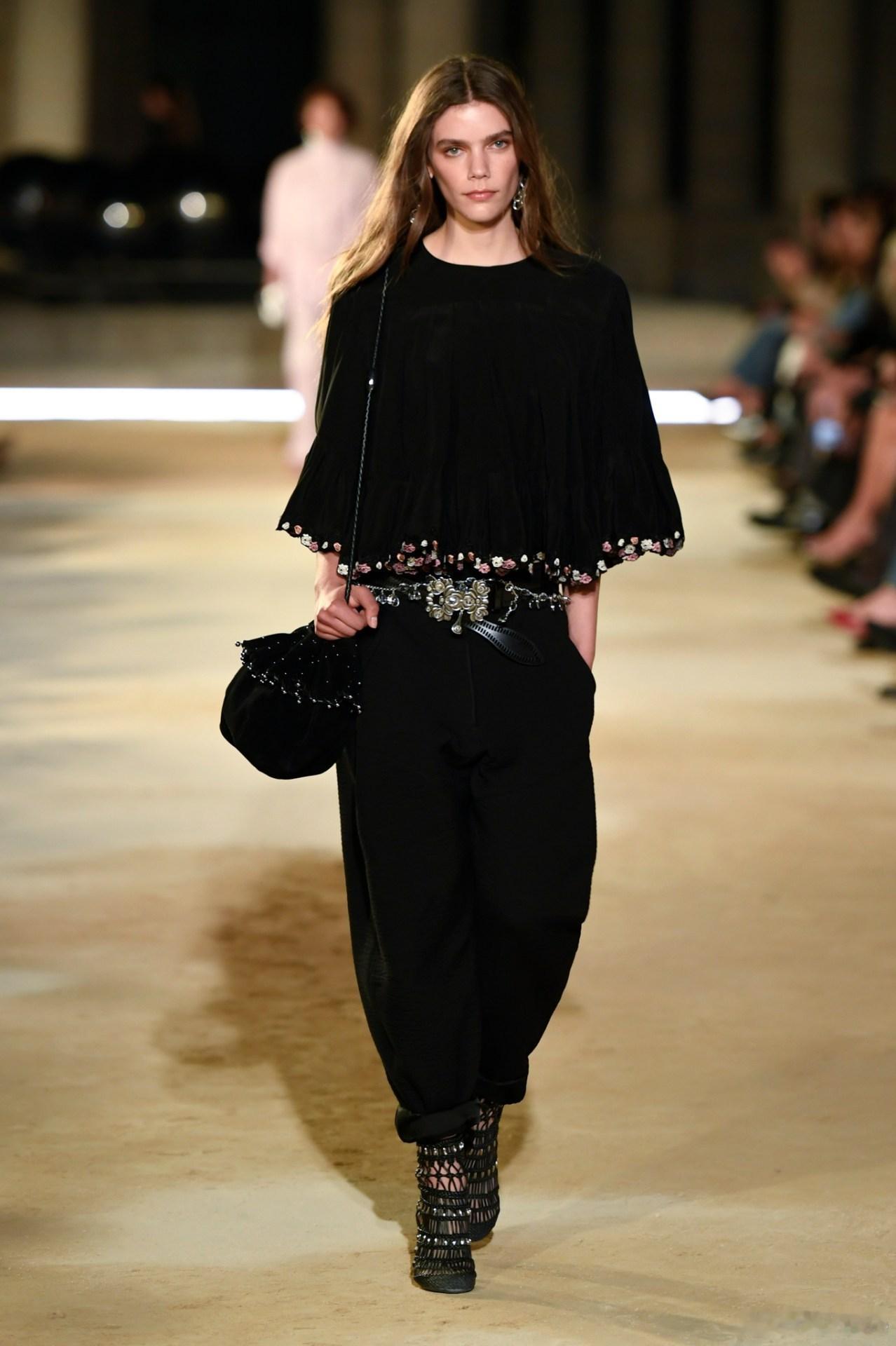 巴黎时装周runway2027春夏时装周 Isabel Marant Sprin