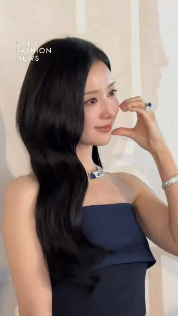 金智媛好漂亮噢长相十几年都没啥变化 