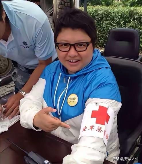 韩红因为几句话把韩红基金会也带如了舆论的漩涡，故意带节奏的，落井下石的，跟风的，