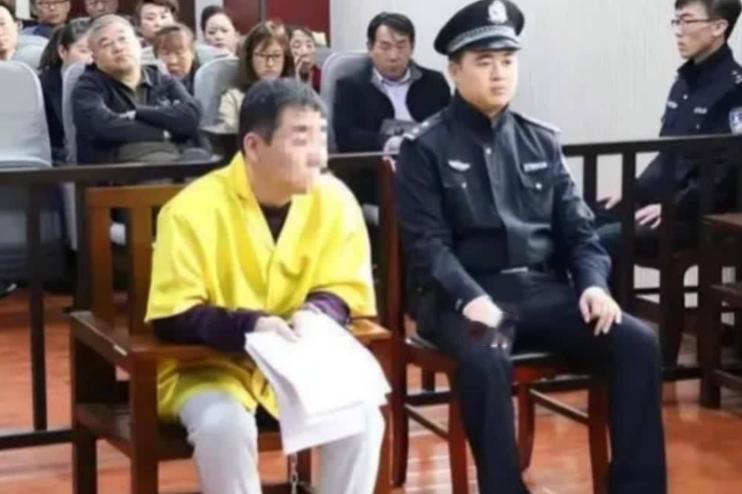 “这就是欺负人的下场！”辽宁抚顺，一男子得了脑癌，为治病欠下不少外债，病情好转后