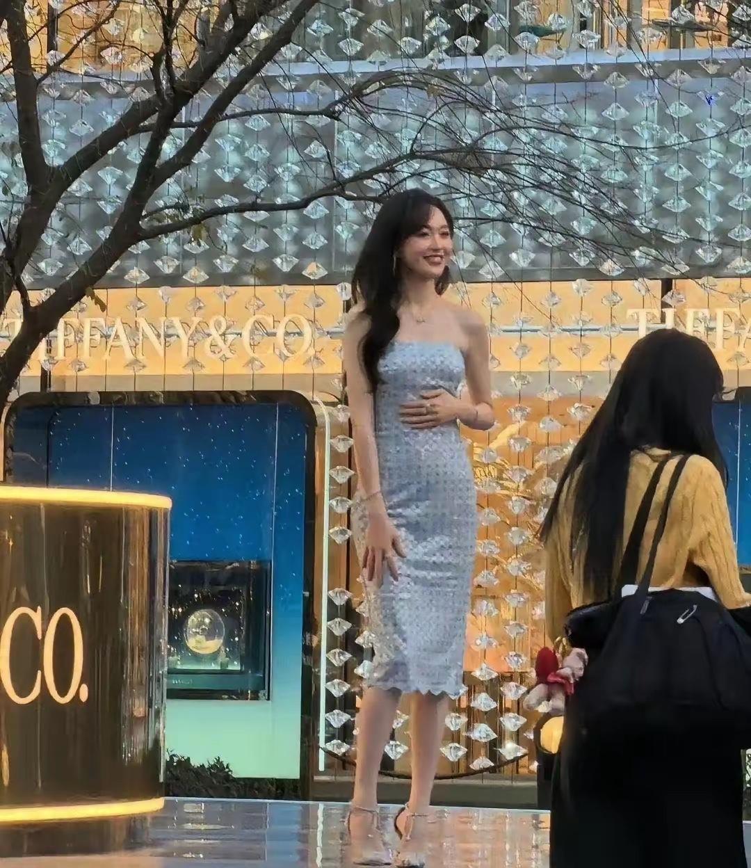 唐嫣真的好美，今年也43岁了