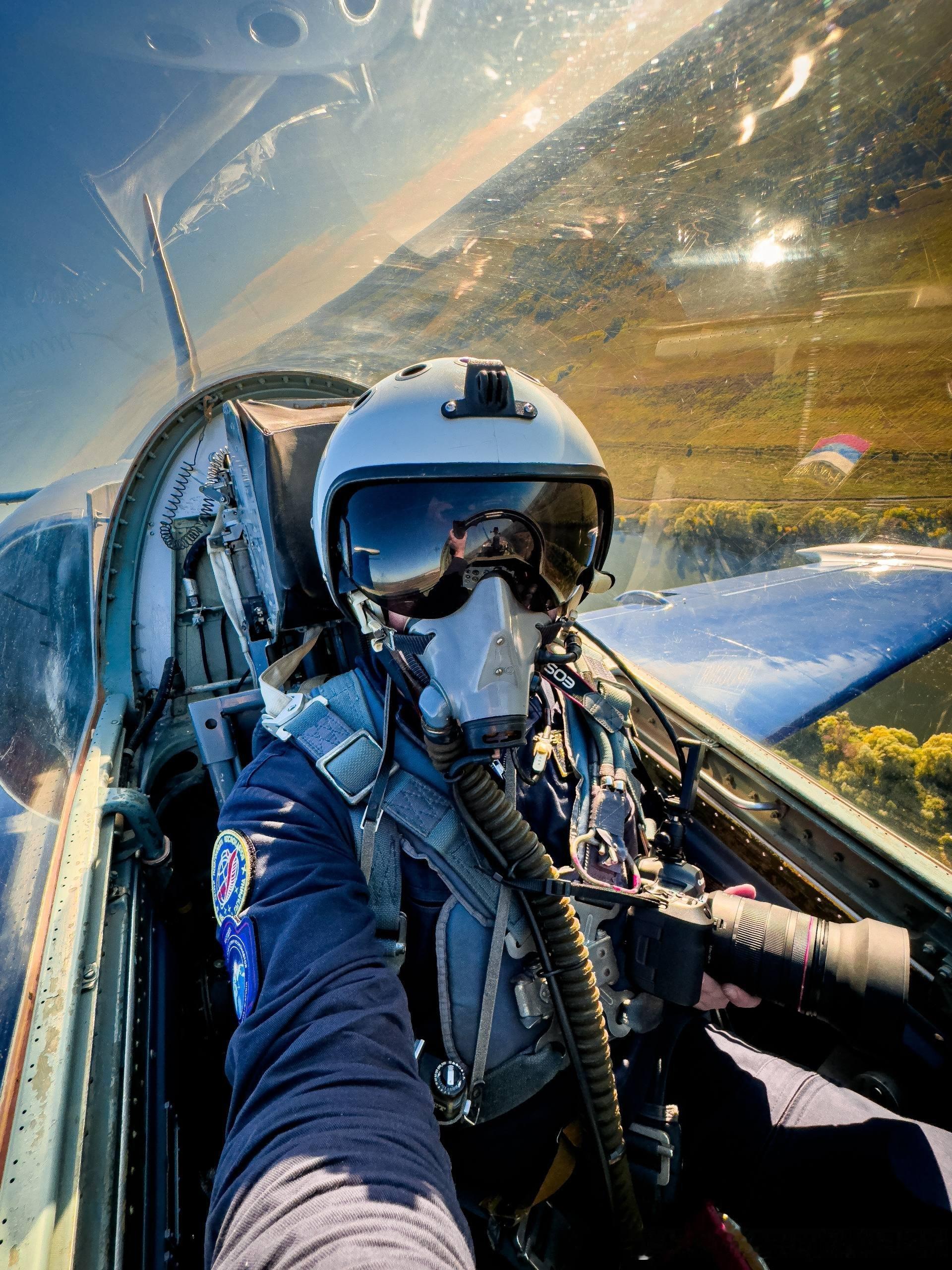 L-39后座自拍 ​​​