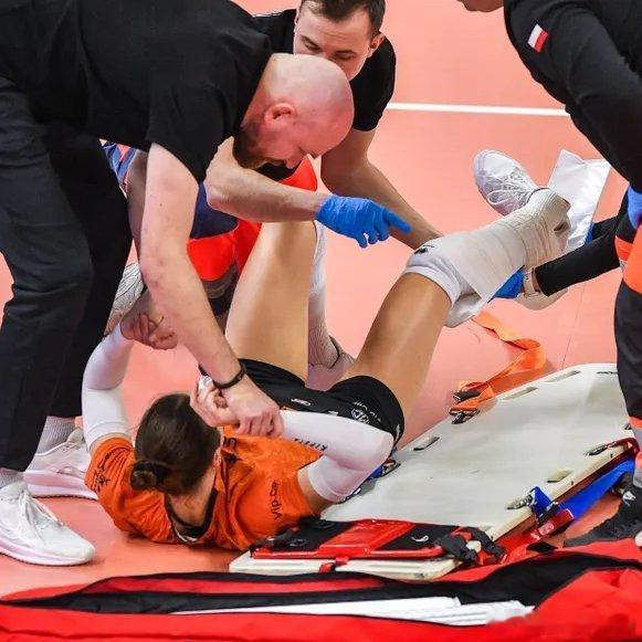 📌 效力于波兰联赛球队-UNI奥波莱的玛格丽特·斯皮克斯在几天前的一场比赛中遭