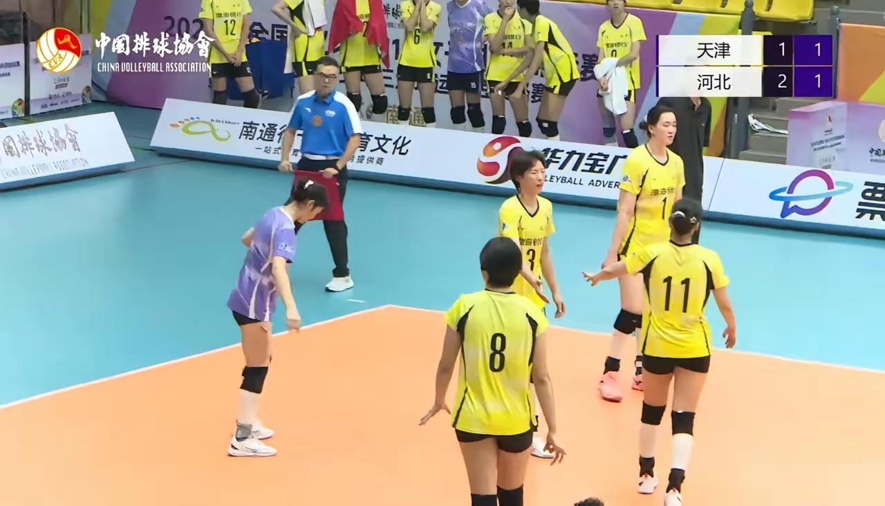 U19天津女排3：2胜河北女排，这算哪一档？


10-18   15：32
我