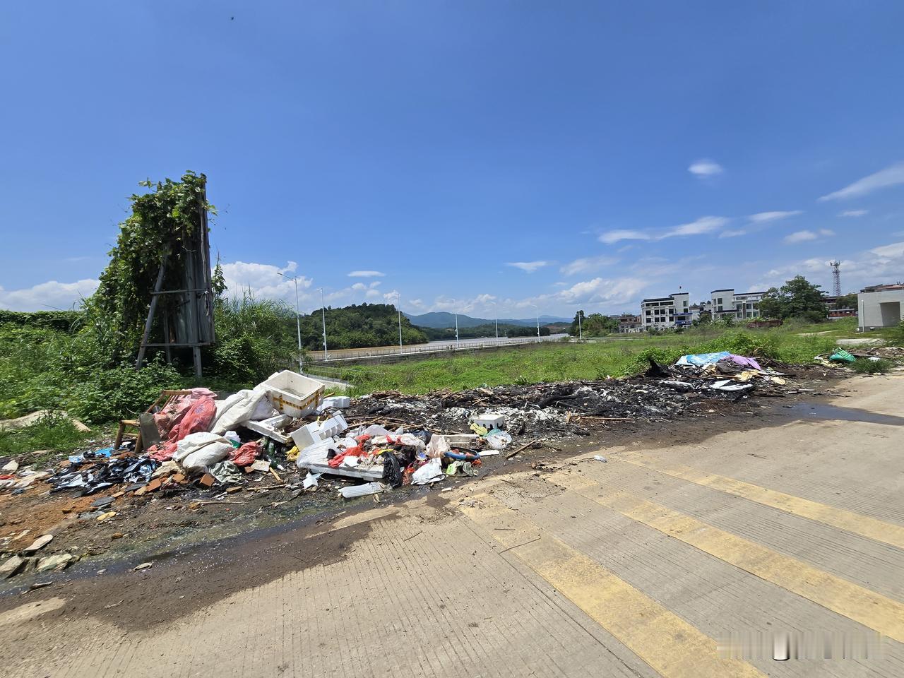环保督察在广东期间，对广东省多地的生态环境现状展开了实地走访。当我们走访广东河源