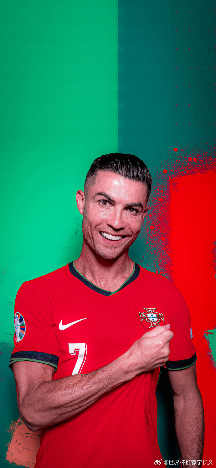 足坛巨星生涯最强世界杯表现！C罗表现如何？1. 马拉多纳（阿根廷）·1986墨西