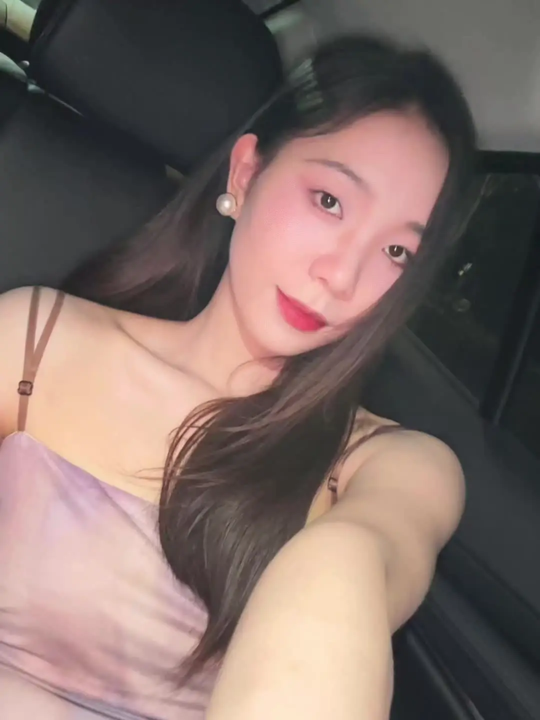 I love you babe 反差车内拍照