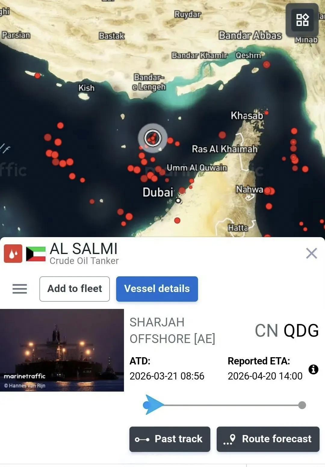 霍尔木兹海峡的情况对懂王来说已经成了无法解决的问题。在使劲摇人也摇不来之后，懂王