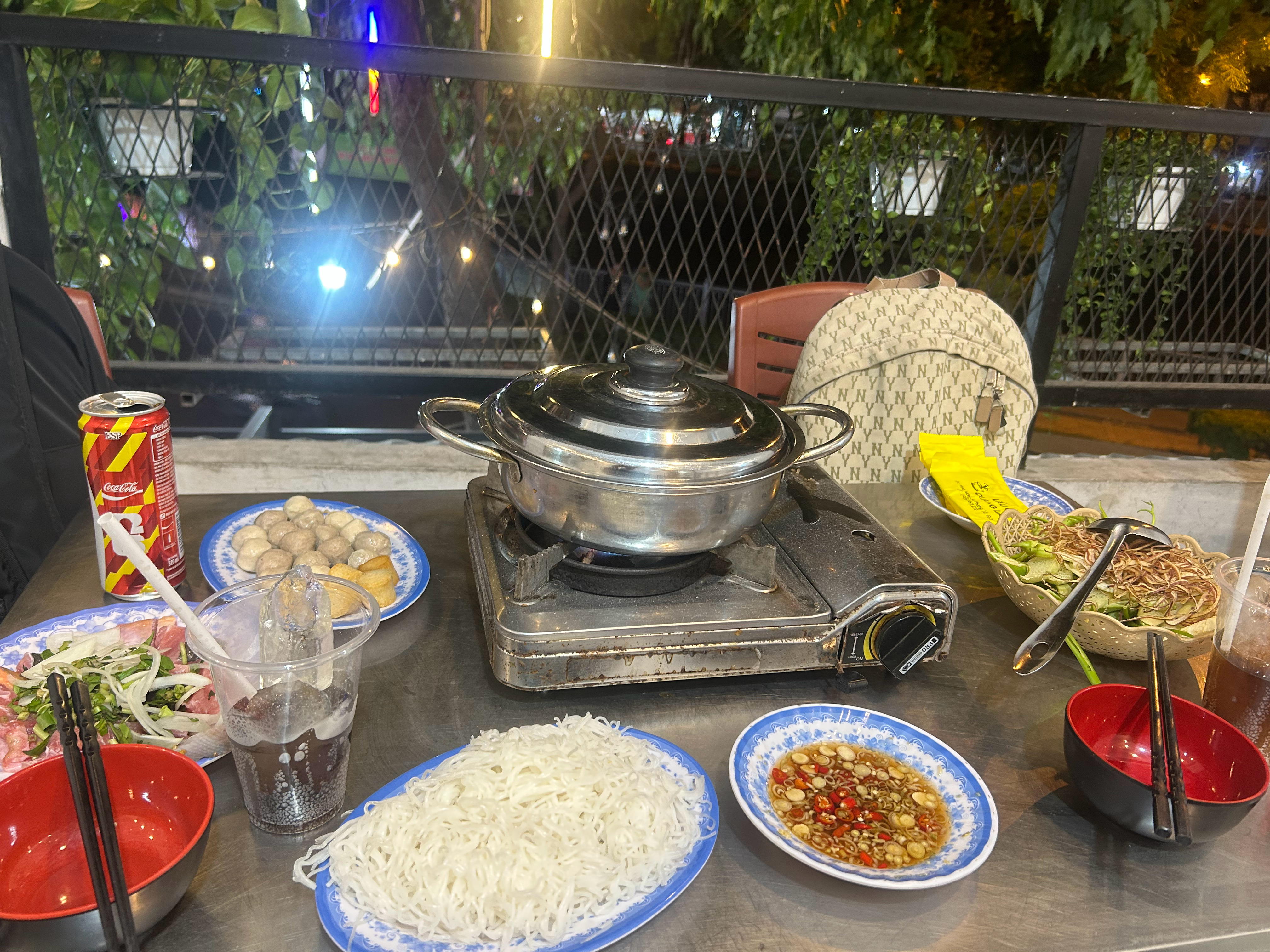吃饭了吗？同志们 
