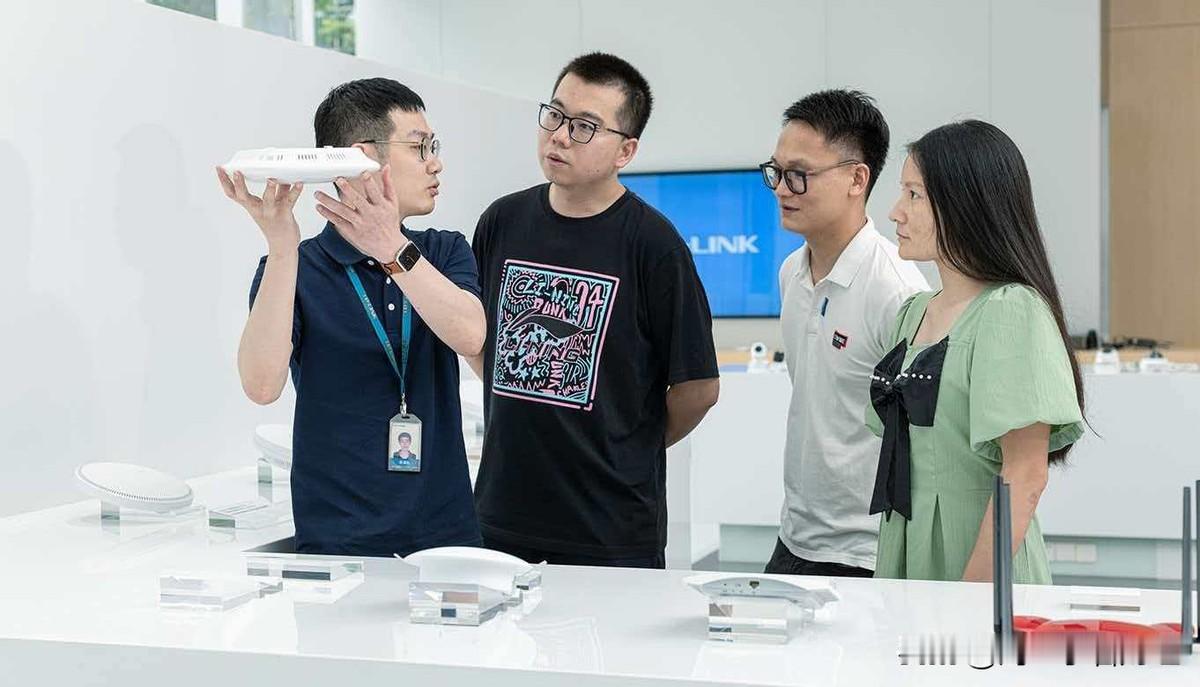 577 个人投票，只有 52 个人敢签。拒签率 91%。
这不叫换签，这叫清场。
