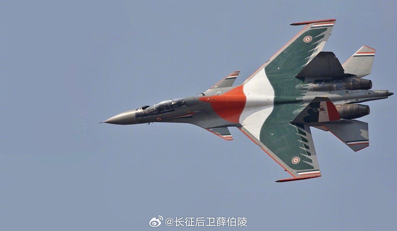 印度空军的一架Su-30MKI战斗机在阿萨姆邦乔尔哈特的一次例行飞行中失踪。当地