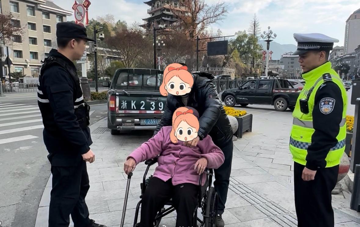 丽水景宁民警温情护送八旬老人过马路人民的好警察，为群众守护安全