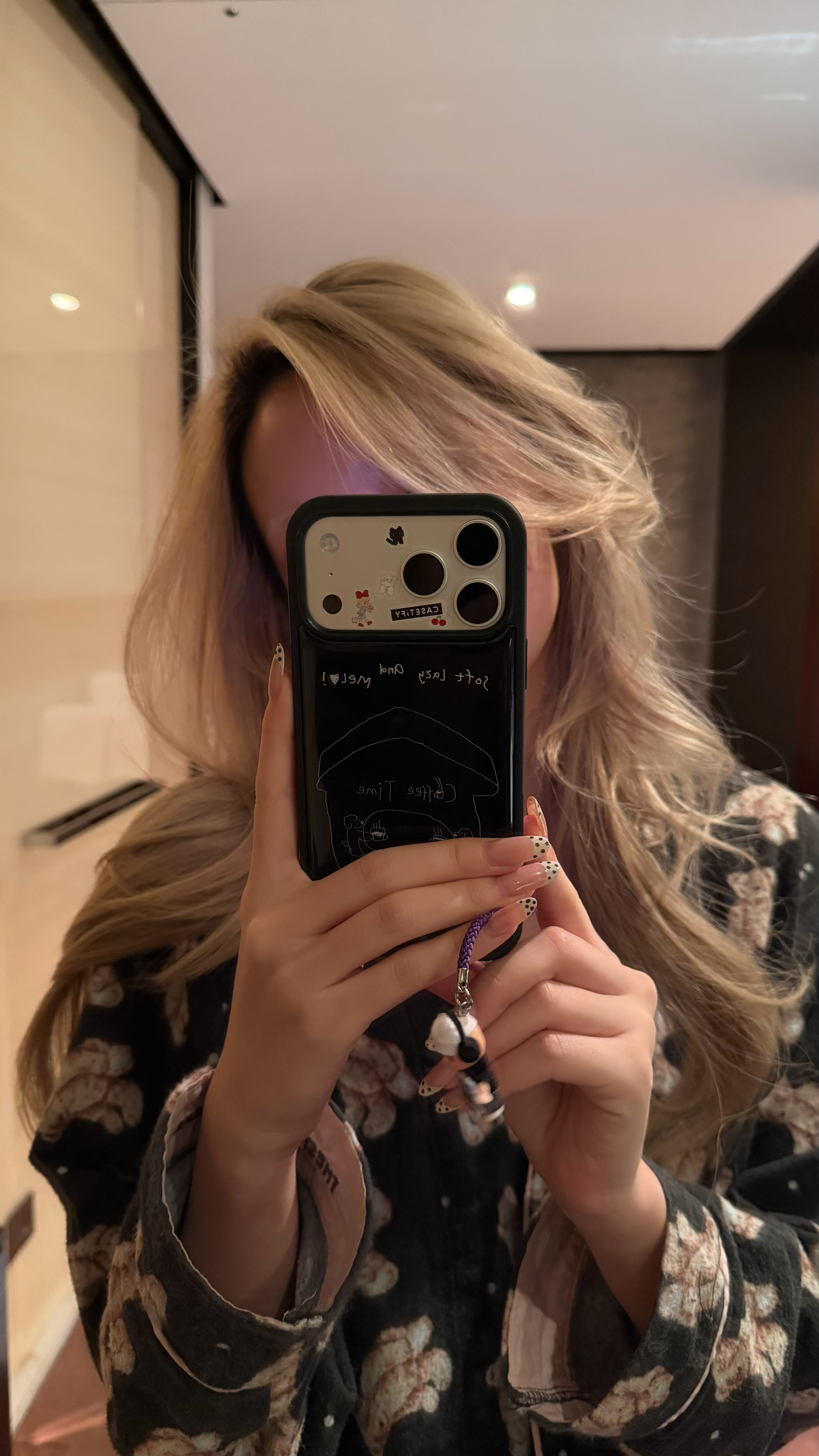 屌丝女彩色胶带 回广了 好热 明天理图上🐟🧺 劳模还有谁！