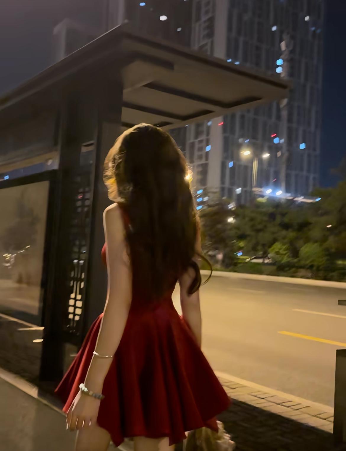 30岁不结婚的女生，正在悄悄“逆袭”
以前觉得不结婚是孤独，现在发现不结婚是开挂