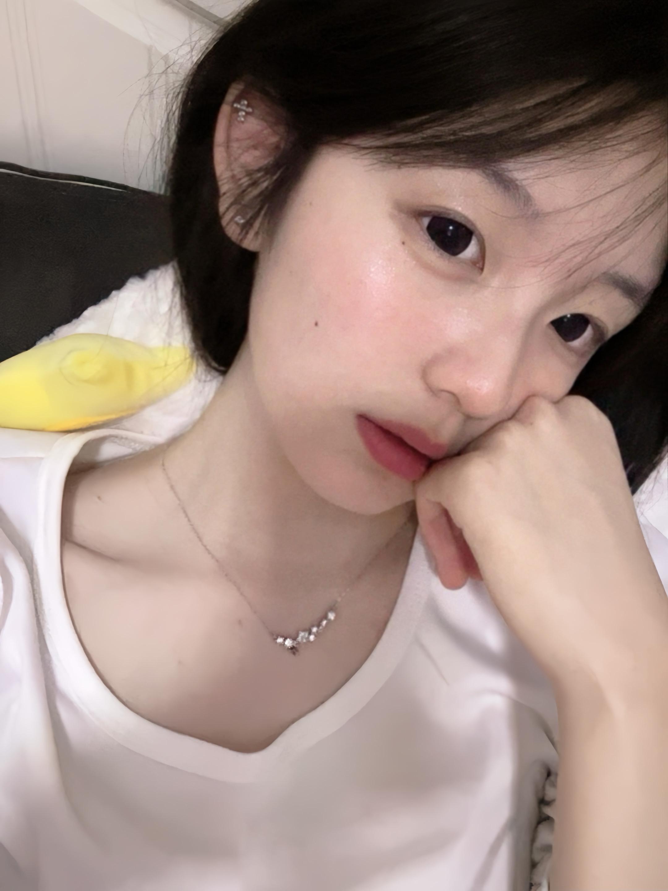 因为幸福总是一阵一阵的 我开始讨厌任何人对我好