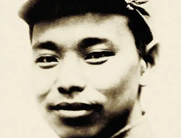 1947年10月，西北野战军1纵配合6纵夹击屯子镇外围之敌时，由于彭老总越级指挥