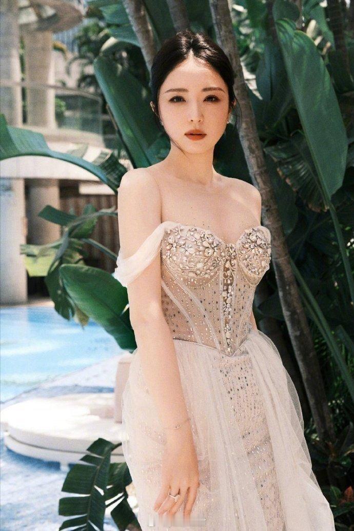 董璇永远都是顶级熟女[舔屏][锦鲤附体][锦鲤附体][色][色][色][色][色