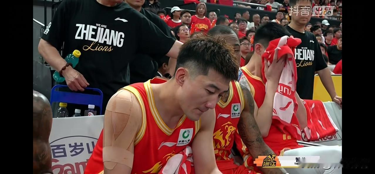 浙江广厦在CBA总决赛G4中，主场以101-93战胜上海男篮，将大比分搬成1-3
