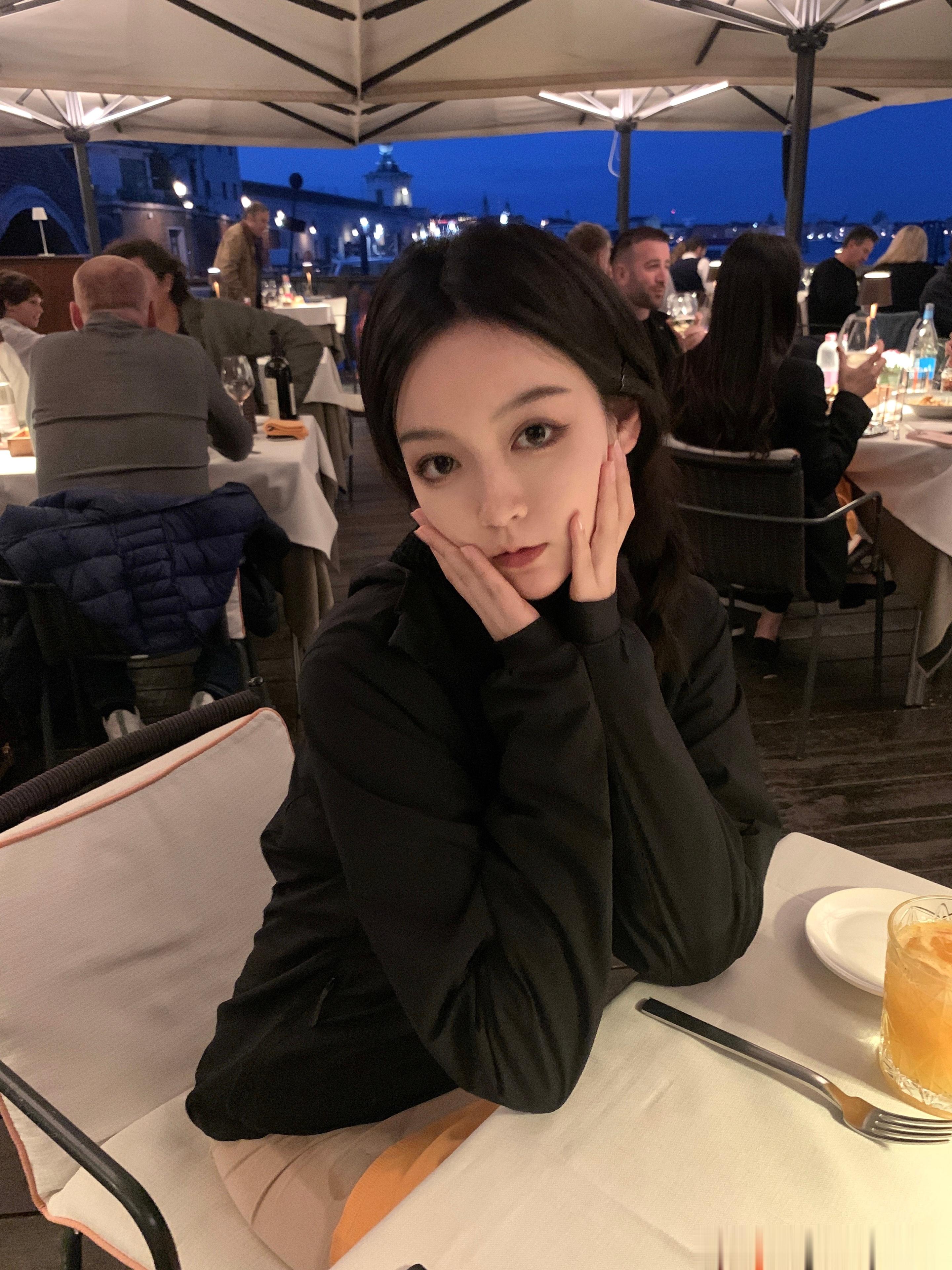 小博友们520快落～[抱一抱] ​​​