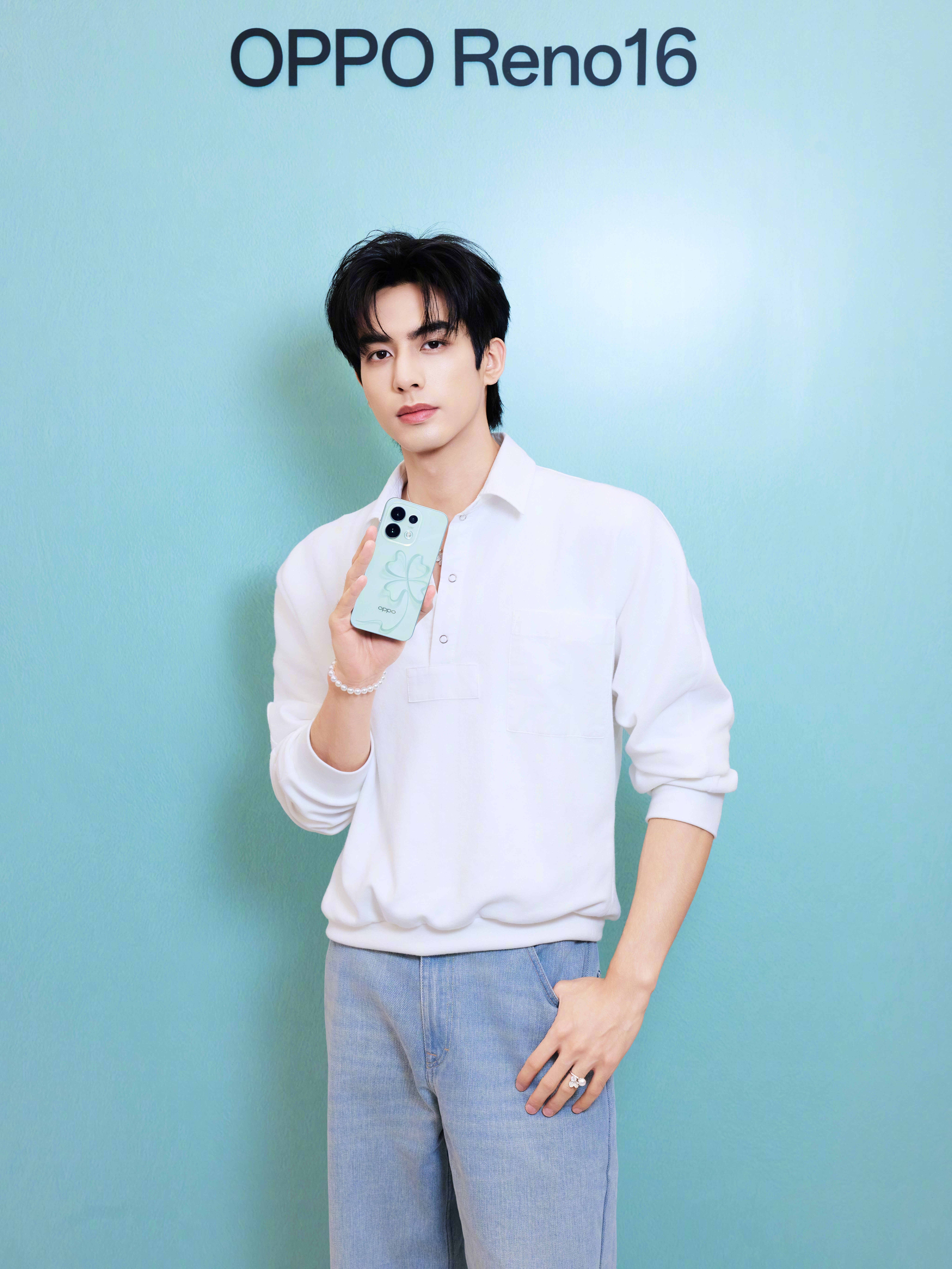 OPPO Reno16新配色「半夏青」今天也上市开售了