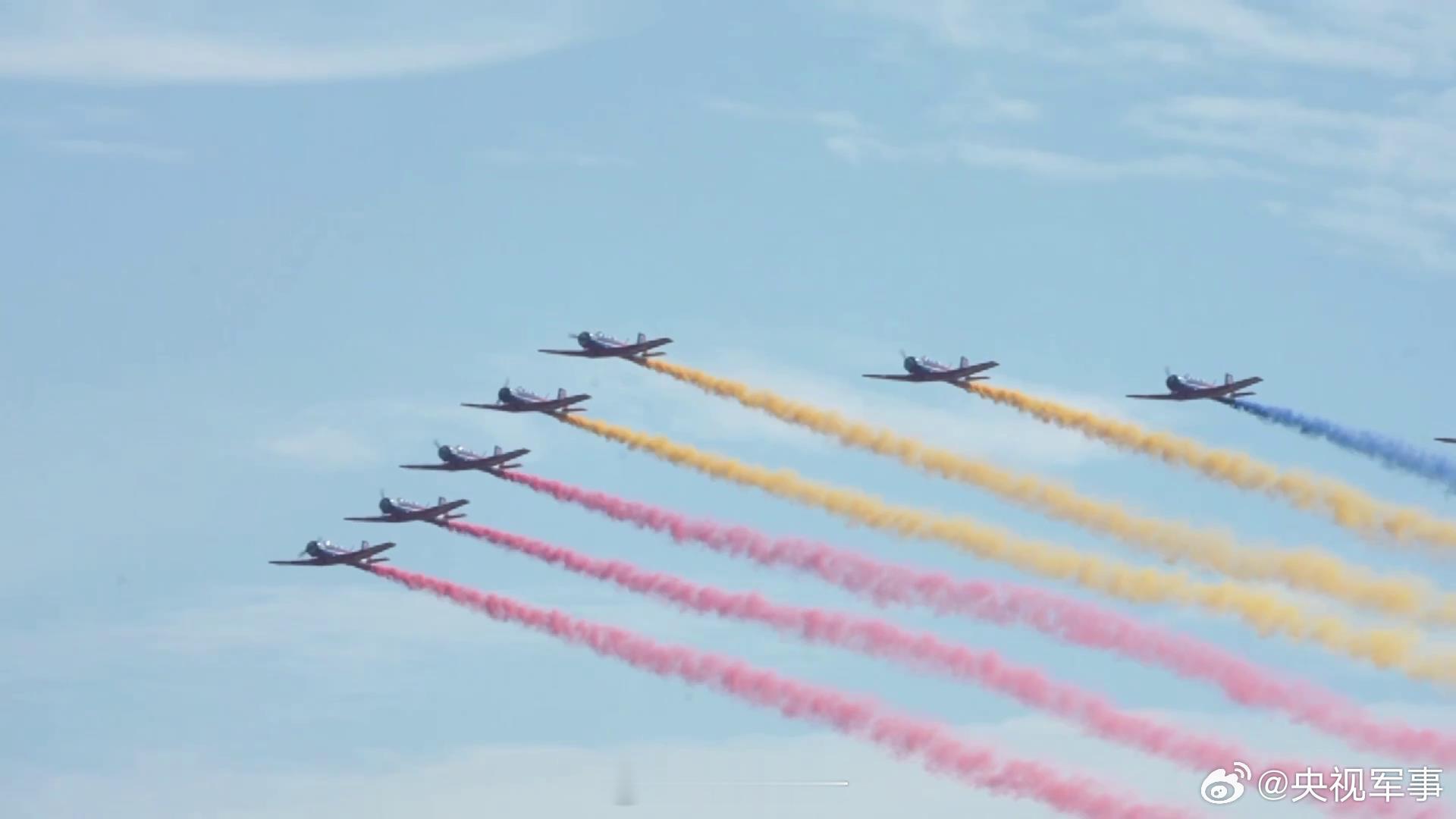 【[话筒]2025南昌飞行大会今日开幕】今天下午，2025南昌飞行大会暨航空产业