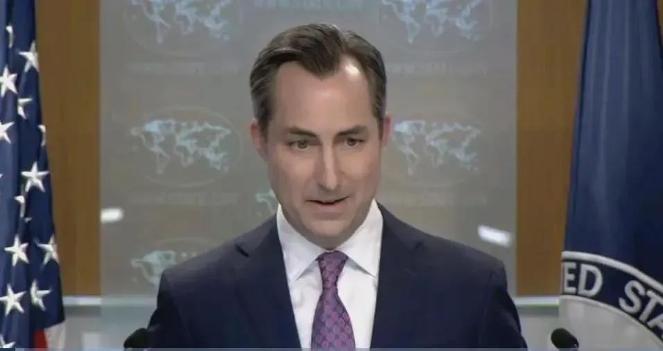 美国国务院出来解释了！
在俄罗斯中将三防司令被暗杀后，美国第一时间发声解释了。美