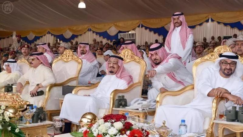 南宁舰亮相阿联酋，哪些国家有可能购买中国的052DE驱逐舰？
为了推销052DE