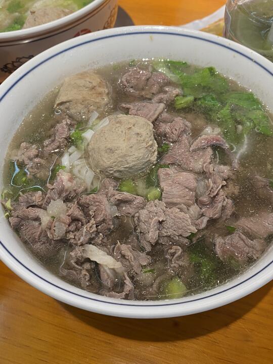 给洛阳的小伙伴安利这家生烫牛肉粉