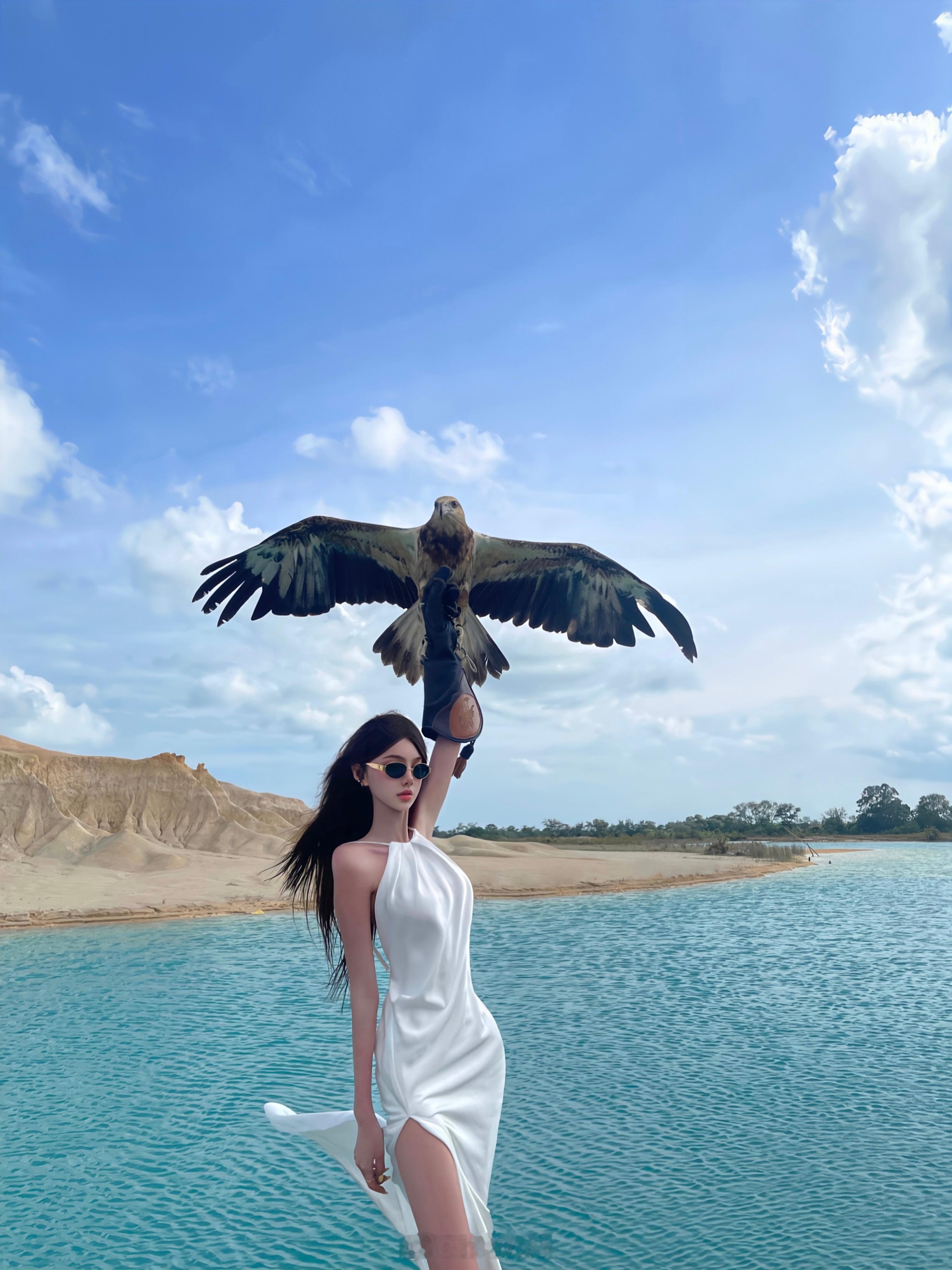 The eagle huntress ​​​