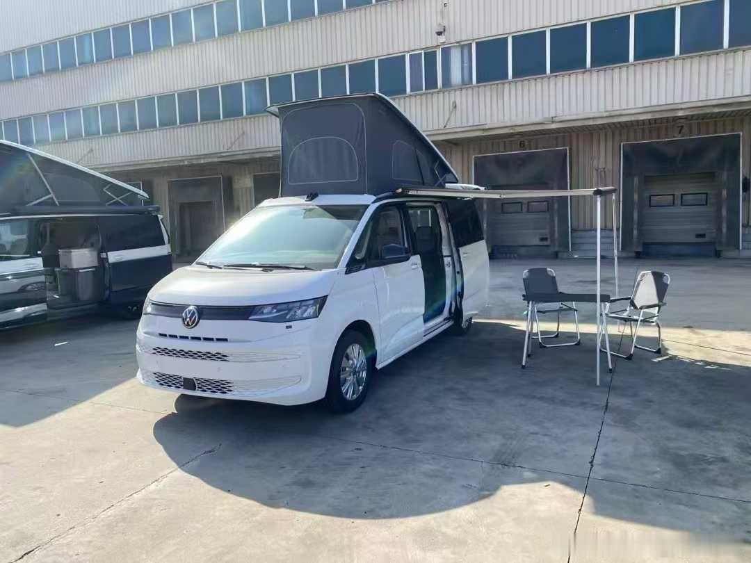 25款大众T7加州California，原厂配备燃气灶 ，做饭车里就解决了！海滩