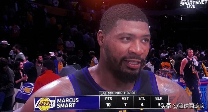 湖人三连胜真因找到了！斯玛特才是紫金军团的隐形大腿！！！
 
我真服了！谁还没看