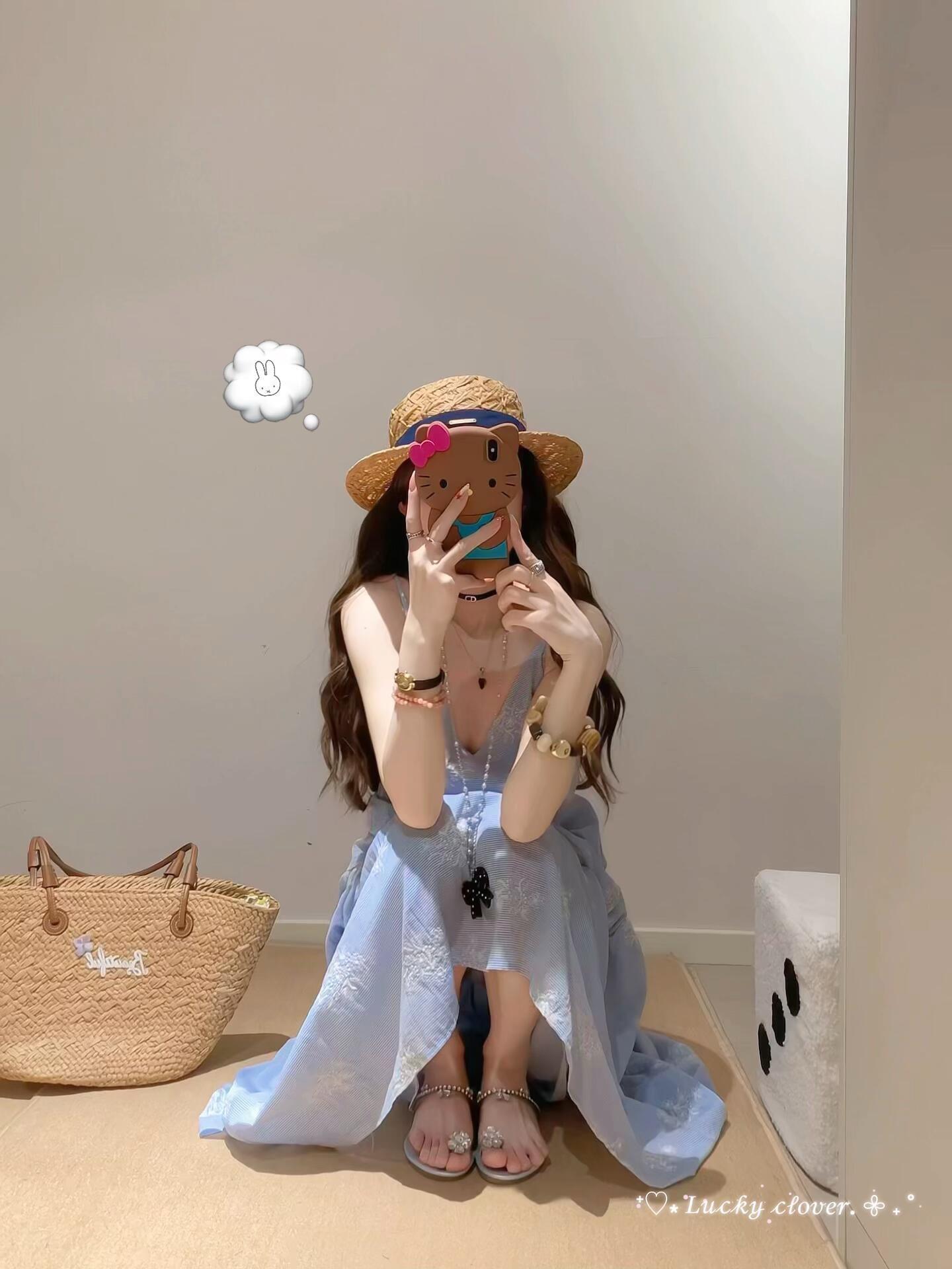 啊啊啊啊买到了喜欢的度假出游连衣裙！！！