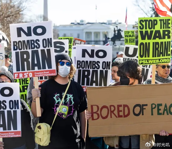 美多地爆发抗议活动谴责美以袭击当地时间3月1日，土耳其、希腊及巴基斯坦等多国爆发