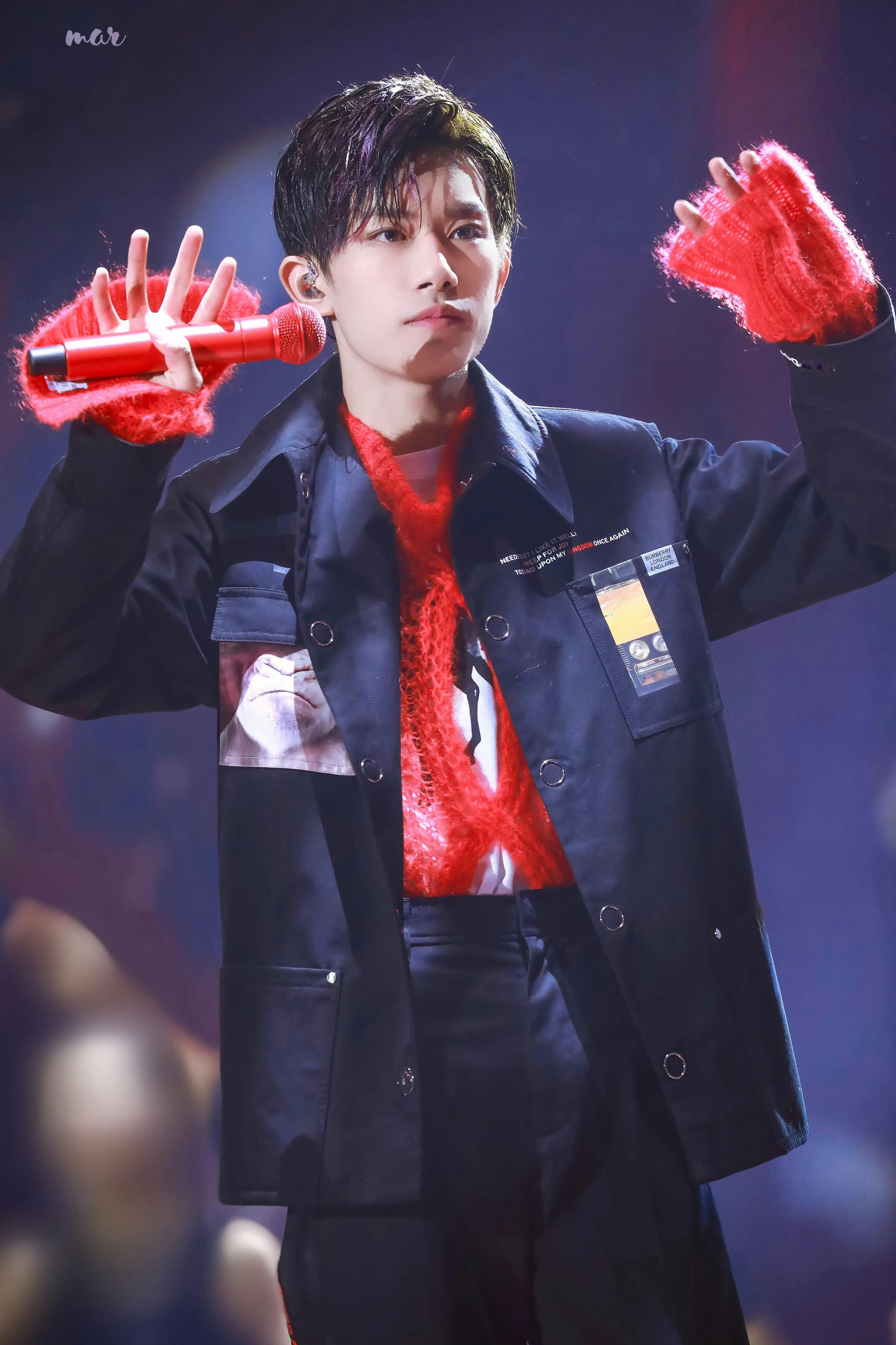 小猫说拜拜是这样的🥰易烊千玺淘宝天猫全球代言人四字 易烊千玺 yyqx 四字弟