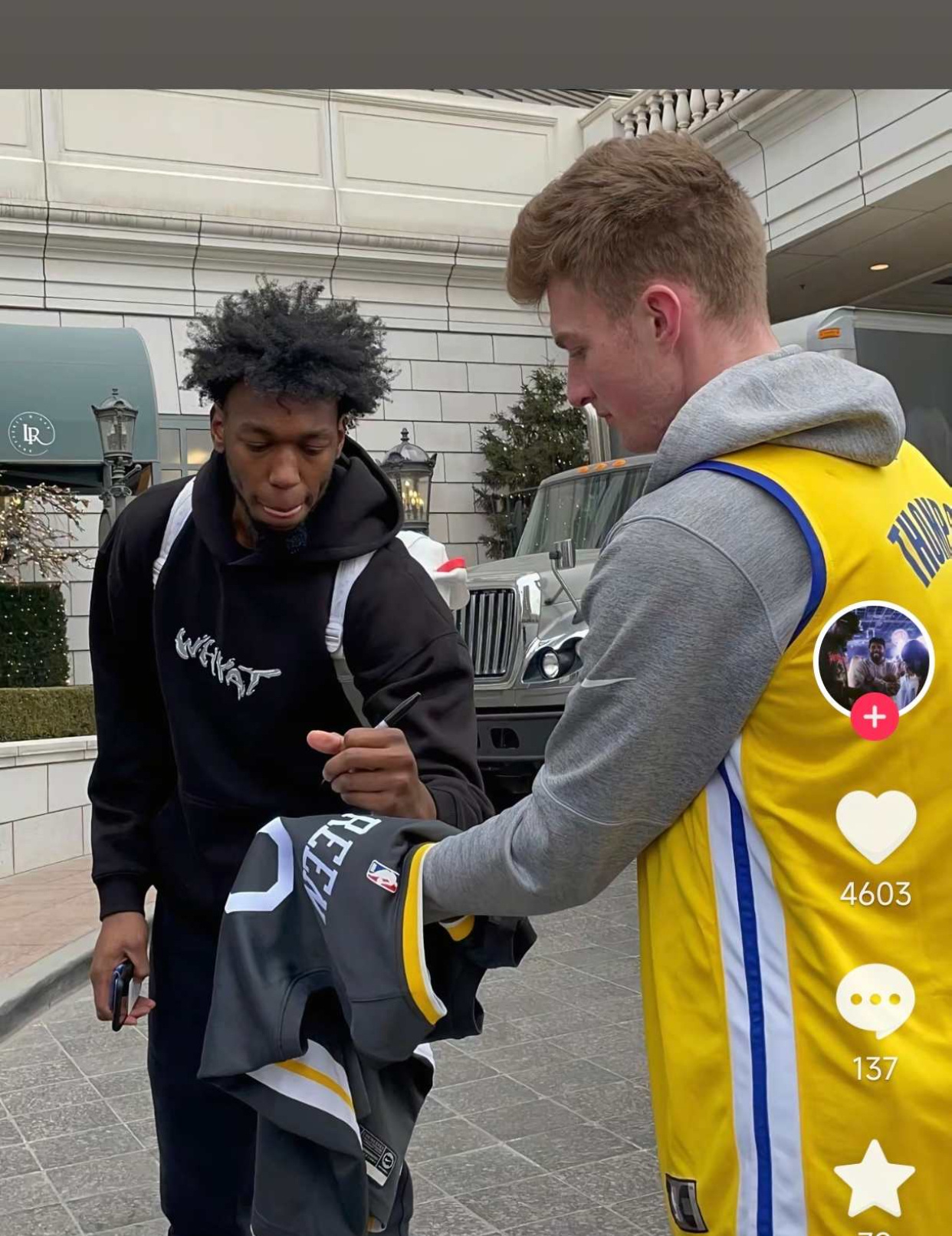 詹姆斯怀斯曼  辟谣！怀子最近更新自己的youtu频道，并没有加盟山东男篮，而且