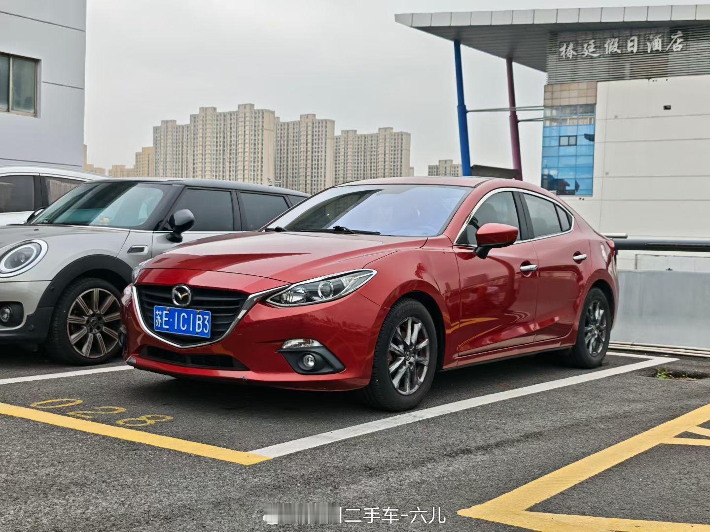 更新一台三箱的代步车昂克赛拉2015年上牌的跑了10万公里然后是一手车五个面补漆
