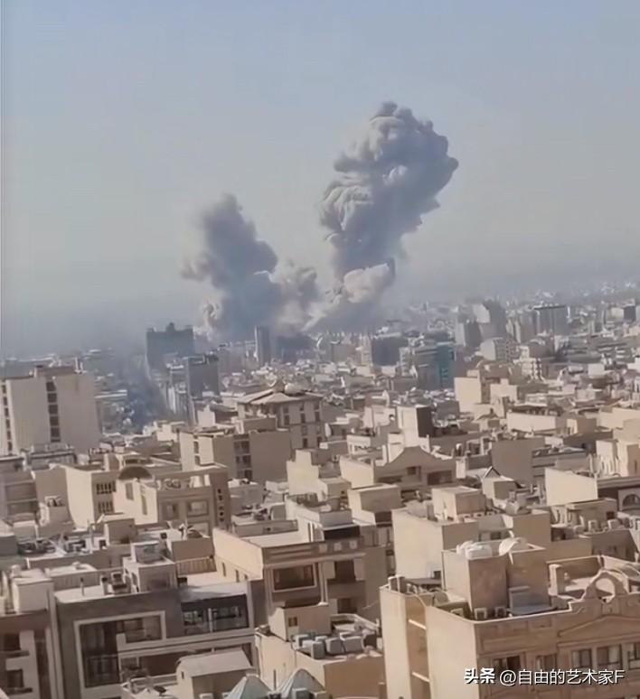 特朗普：伊朗永远不能拥有核武器，7枚导弹炸中了总统府和哈梅内伊官邸


就在刚刚