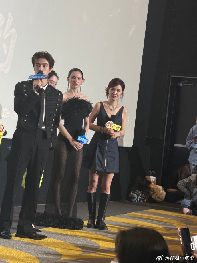 C位给主演张萌站一边 被张萌的格局狠狠折服了！明明手握估值5.2亿的公司，是掌控