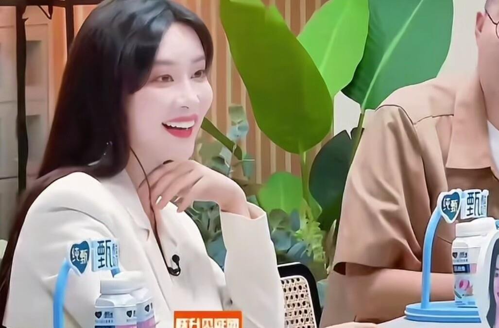 李诞当面说孟子义徐志胜上的是恋综，孟姐半天没反应过来，徐志胜一句话直接把自己老板