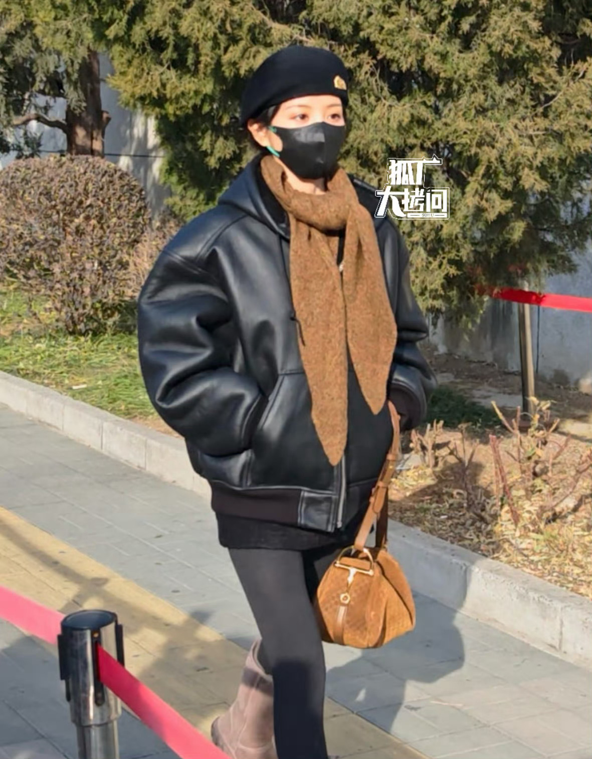 田曦薇现身央视路透啊啊啊啊啊啊我女争气家薇现身央视春晚彩排！我求田曦薇央视春晚彩